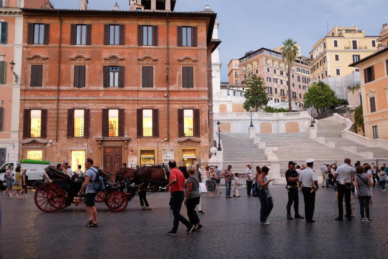 ALTIDO Colourful Flat near Spanish Steps Roma Exterior foto