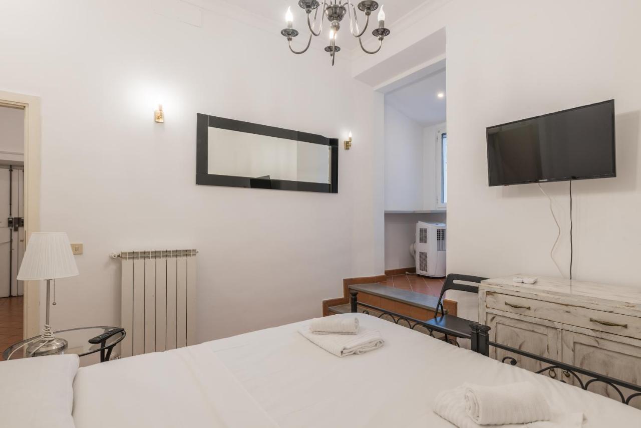 ALTIDO Colourful Flat near Spanish Steps Roma Exterior foto
